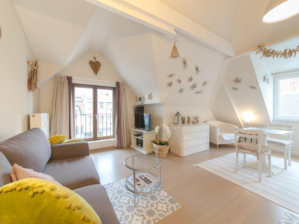 Studio Beach House By Interhome De Haan Exteriör bild